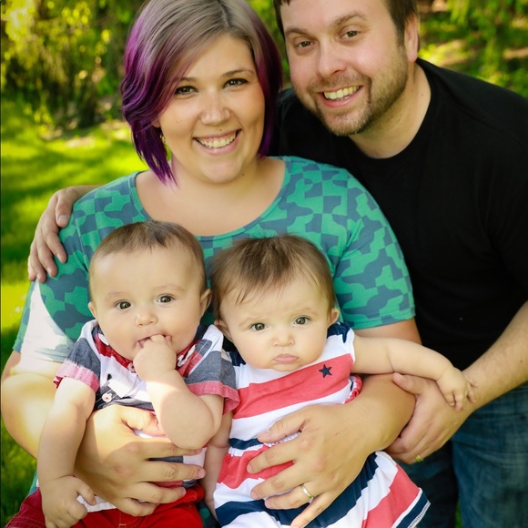 Meet your Posher, Amber - Picture 2 of 6